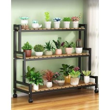 Цветарник на колелца с три рафта