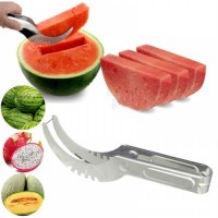 Иновативен нож за равномерно рязане и сервиране на диня 