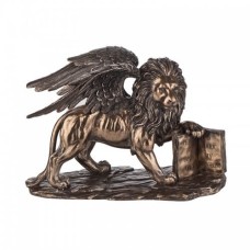 Декоративна статуетка Лъв с крила