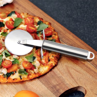 Нож за рязане на пица