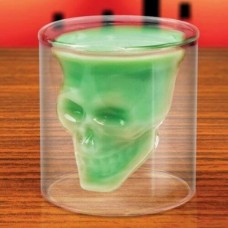 Чаша стъклена с форма на череп - 75мл.