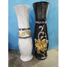 Ваза за цветя - черна и бяла