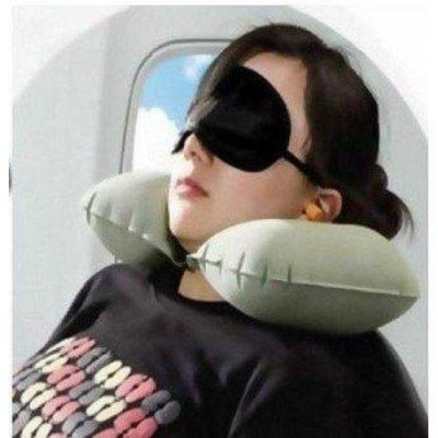 Комплект за пътуване 3 в 1 – възглавничка, маска за очи, тапи за уши